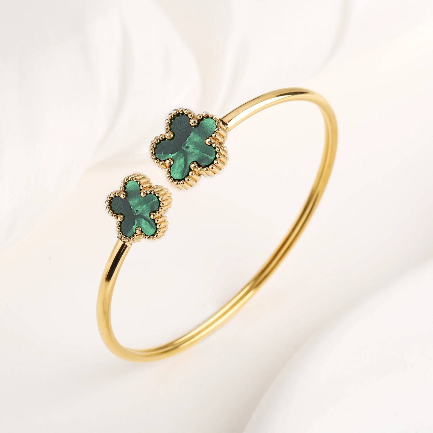 Hot Sale Simple Shell Five-Leaf Flower Stainless Steel Open Bangle Fashion For Woman Non Fading Clover Jewelry Party Gift Female