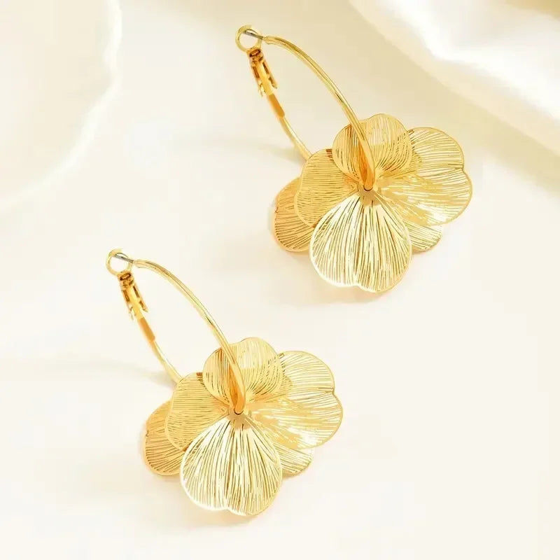 Stainless Steel Golden Double-Layer Hollow Flower Hoop Earring for Women Vintage Flower Earrings for Daily Wear Jewelry Gifts